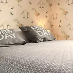 Maison Julien 3 * Menton
