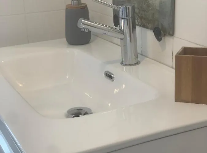 Maison Julien 3 アパート