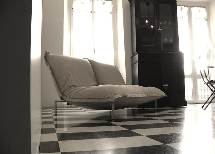 Maison Julien 3 * Мантон